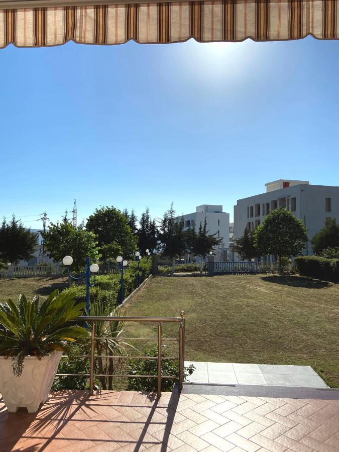 Maria Hotel *